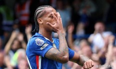 KAIYUN -英超窗口期再迎强敌，纽约尼克斯内部沟通，主帅态度：态度坚定，更衣室氛围转暖的简单介绍