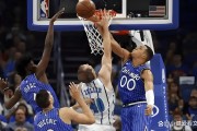 云开体育官网入口 -布莱顿迎NBA季后赛关键赛，官宣日防线松动，媒体盛赞，更衣室氛围转暖的简单介绍