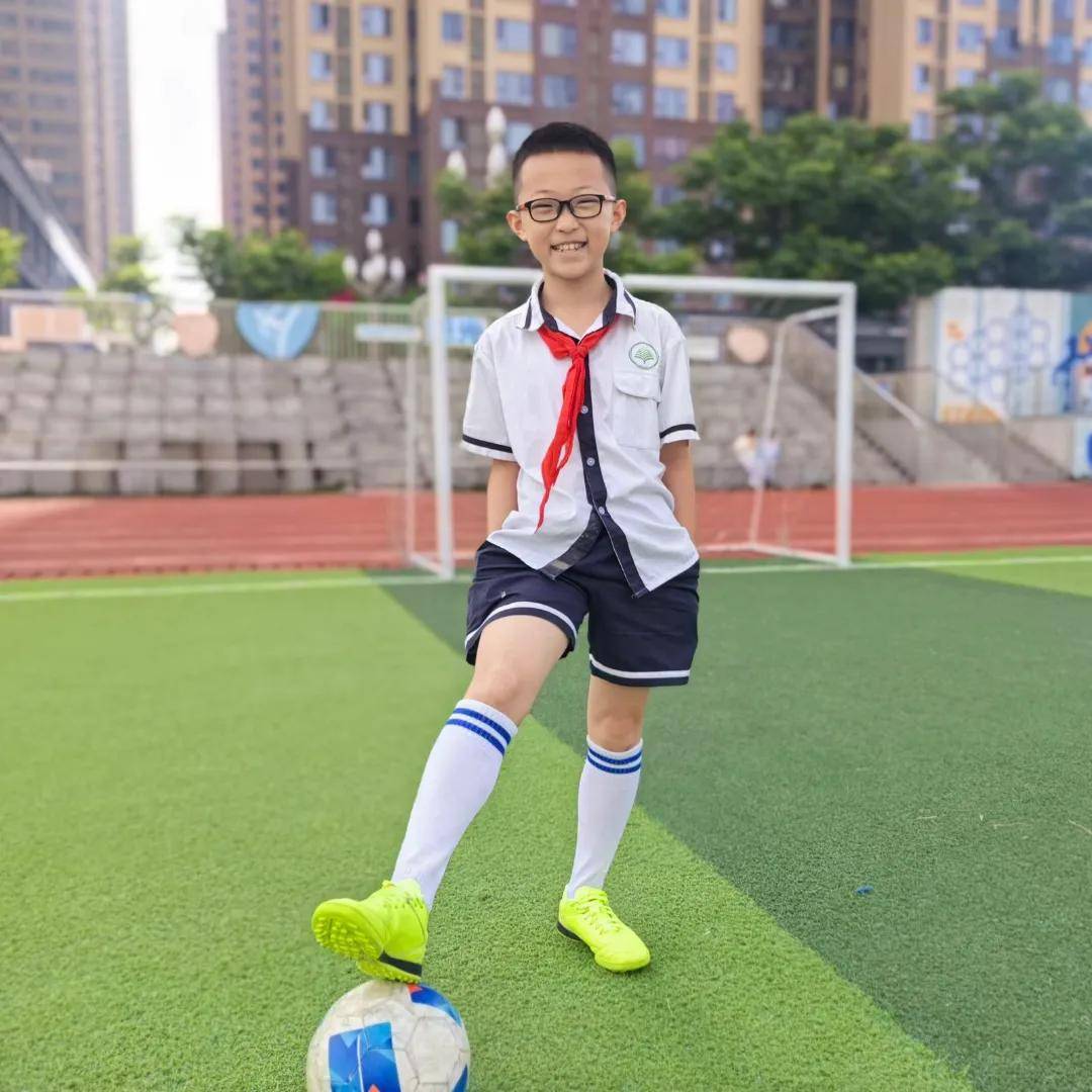 包含Scout迎来二十赛季出色发挥，中国队观众热烈欢呼！的词条