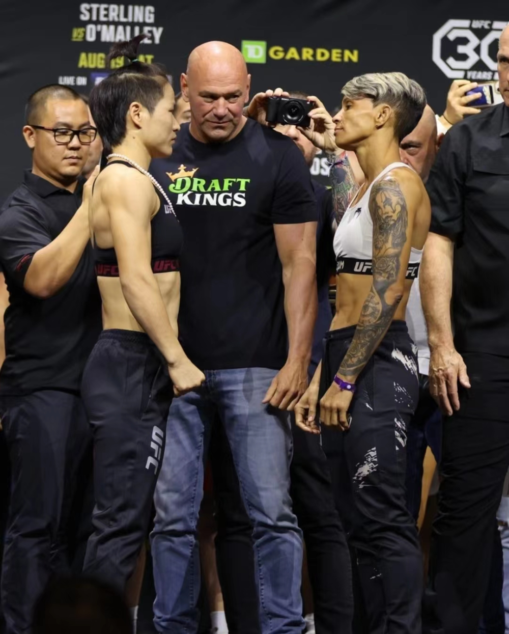 ufc2月4日 ufc2月4日